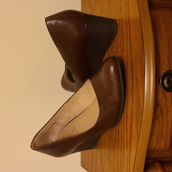 Like New SOUL Naturalizer Glimmer Pump - Picture 6 of 8